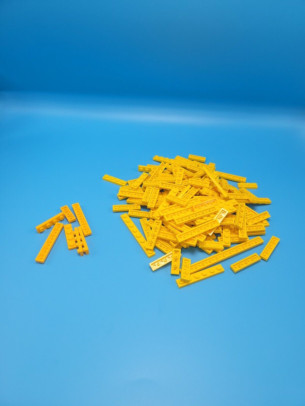 Lego lot Of Yellow 1x3 And Larger Plates 4.1 Oz Blocks  Technic City 