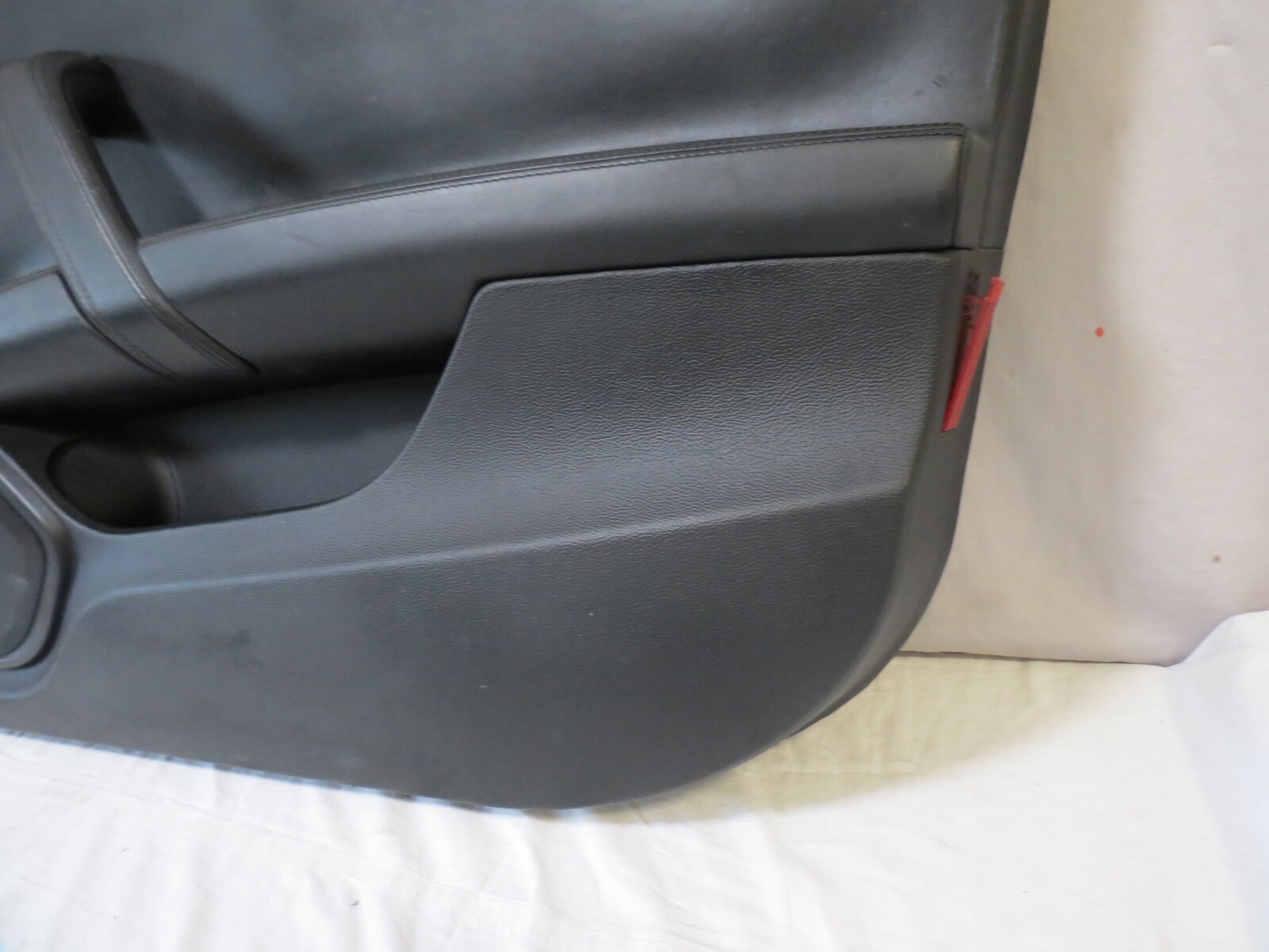 ✅ 14-19 MASERATI GHIBLI Front Right PASSENGER Side Door Panel Bezel Skirt OEM