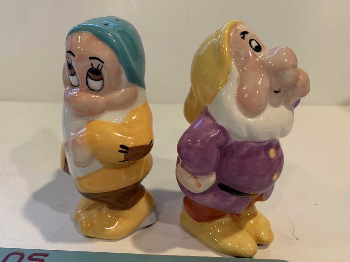 Snow White Sneezy Bashful Salt & Pepper Shakers Disney  Disney Treasure Craft Snow White Sneezy & Bashful Salt & Pepper Shakers Vintage main image 0