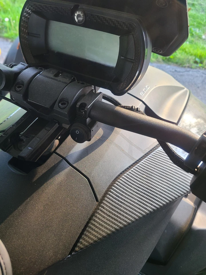 Can-am ryker accesorio interruptor y arnés Foto 2 de 4