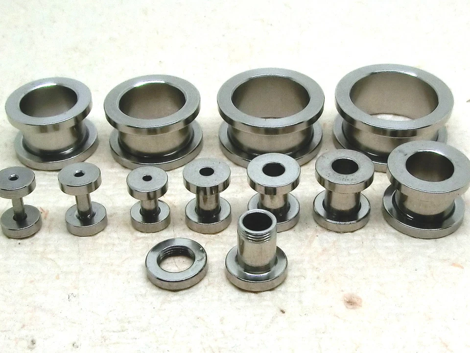 Flesh Tunnel Gruppo Orecchio Ear Plug Acciaio Inox Filetto 11 Pezzo Argento 2mm - Immagine 2 di 3