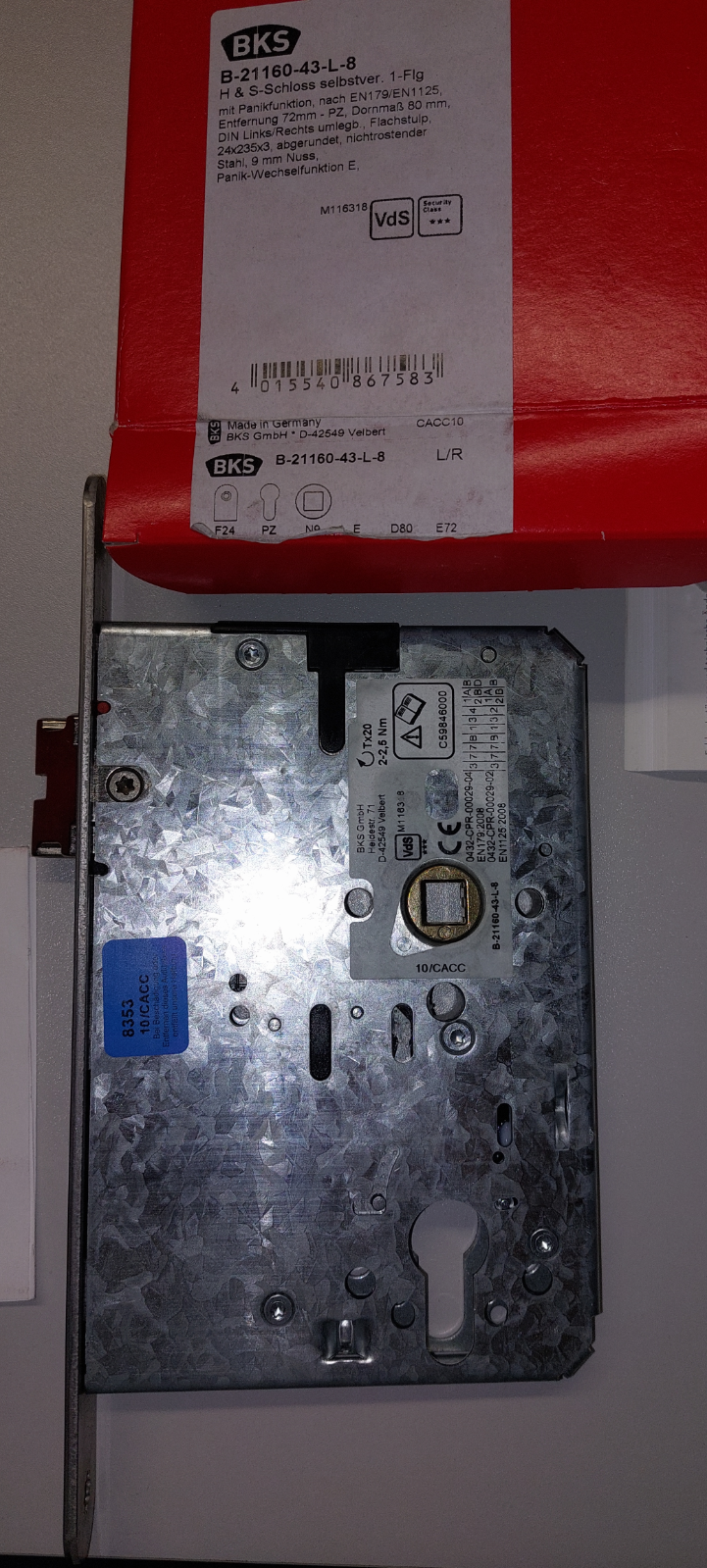 Foto 1 di 2