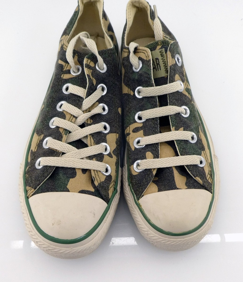 Converse Shoes Chuck Taylor Ox Camo Green Sneakers Mismatch Converse Shoes Chuck Taylor Ox Camo Green Sneakers Mismatch