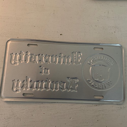 Vintage University KENTUCKY WILDCATS Metal LICENSE PLATE Accessory OLD LOGO Read - Picture 4 of 4