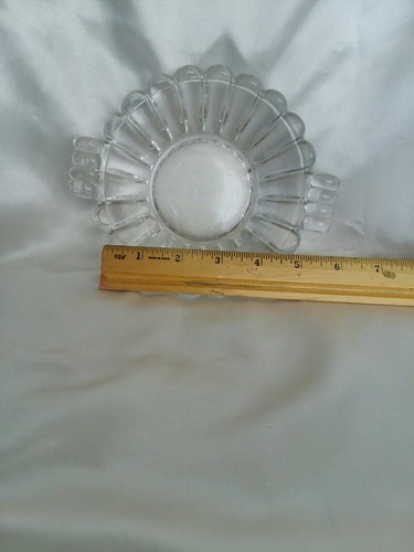 Heisey Clear Glass 6 Inch Covered Dish Preowned bowl Candy - Picture 2 of 5