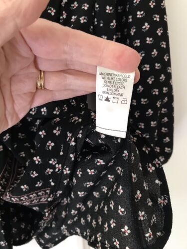 Max Studio Black Mix V-neck Tie Waist Top Size S - Picture 5 of 5