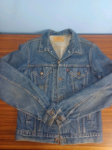 Vintage Levi Strauss 90's Dark Blue Jean Jacket Coat Button Size 40L Rider/Biker - Picture 14 of 15