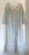 Vintage Miss Elaine Long Floral Gown  Robe Set Blue, Purple, Pink Medium