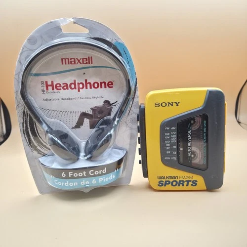 VINTAGE Sony Sports Walkman WM-AF59 AM/FM Radio Cassette Player Tape  *Working*