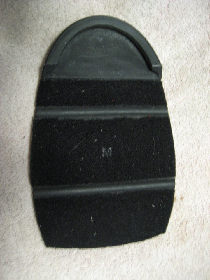 Dexter The 9 S6 Sole, Average Slide
