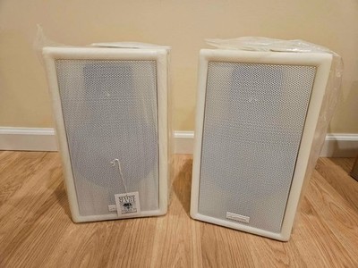 N.E.A.R. NE Audio Resource White Outdoor Speakers BRAND NEW - NEVER USED