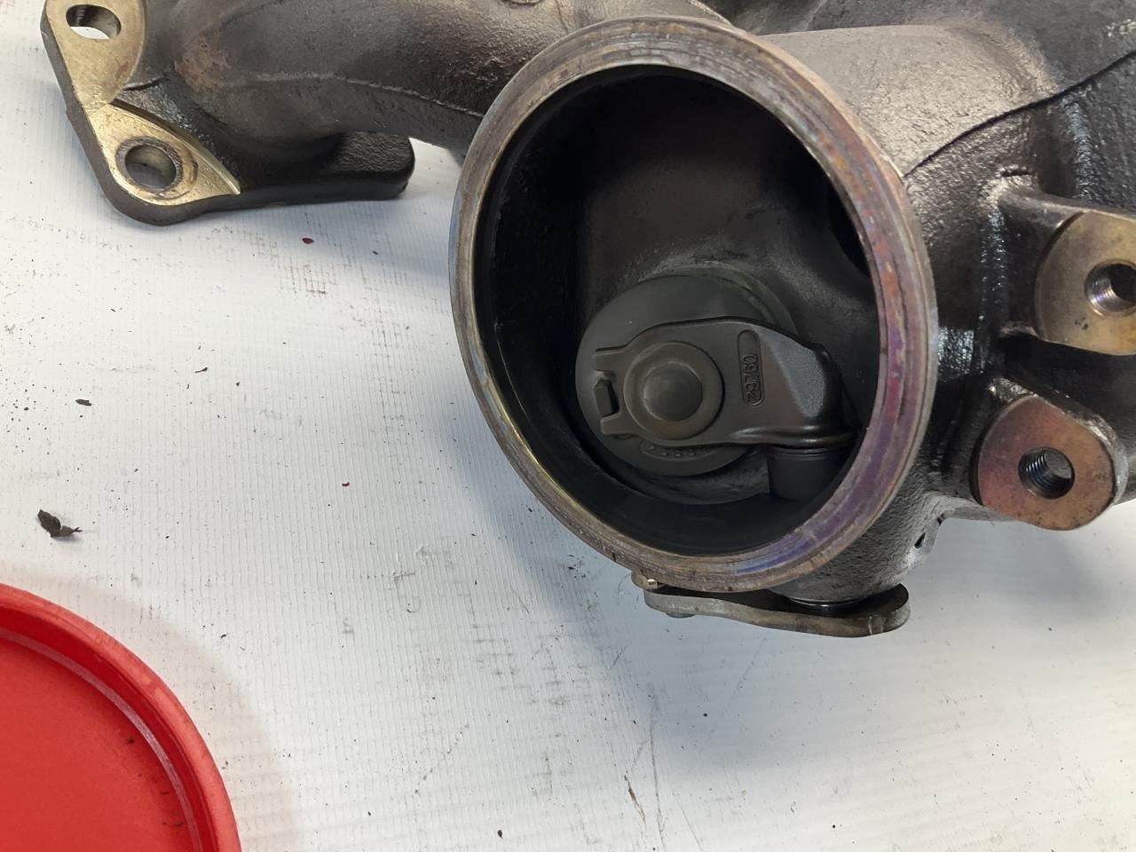 19-23 Maserati Levante 3.8L Right Turbocharger Supercharger W/ Exhaust Manifold