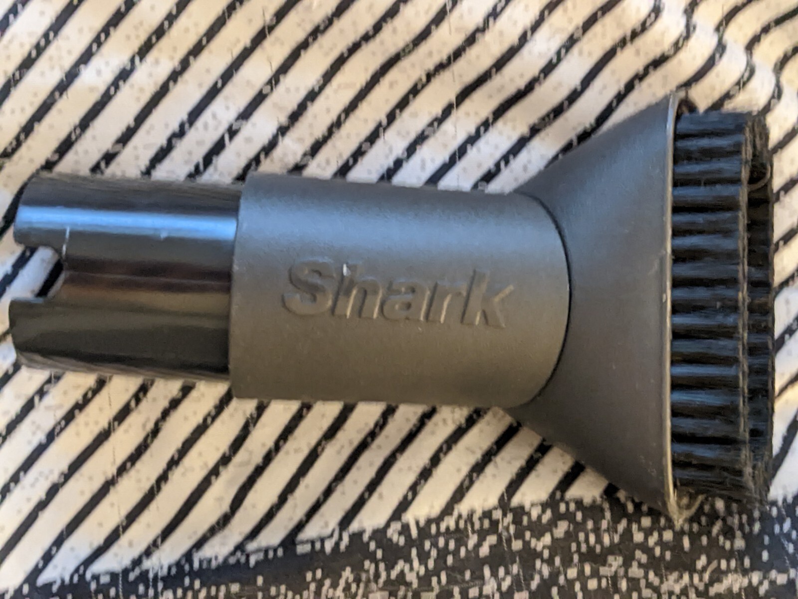 SHARK vacuum attachment with brush (Black plastic)-image