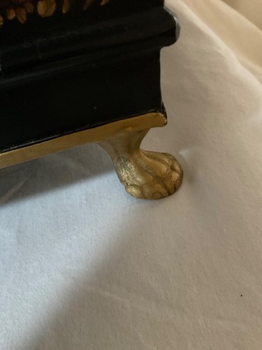 JOHN RICHARD BLACK & GOLD PAINTED FOOTED DOMED LID METAL BOX 12 x 20 x 13 1/2” - Picture 13 of 19