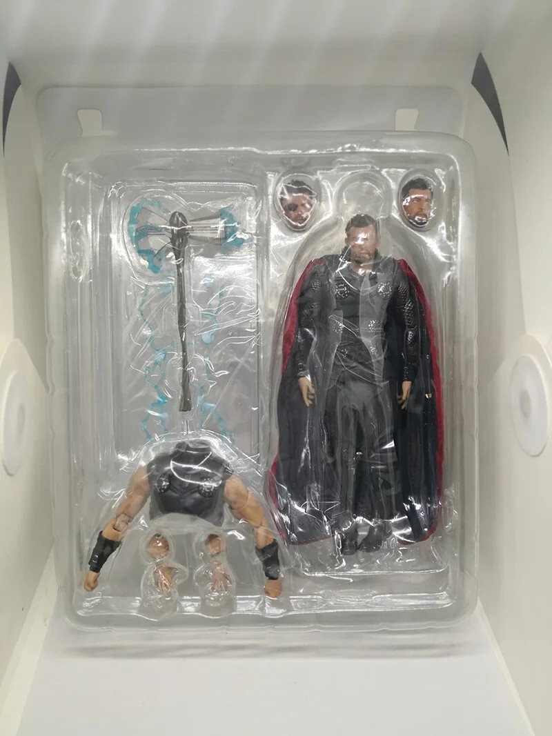 No.104 MAFEX THOR 『AVENGERS NFINTY WAR』 MAFEX Avengers: Infinity War Thor No.104 – Ages Three and Up