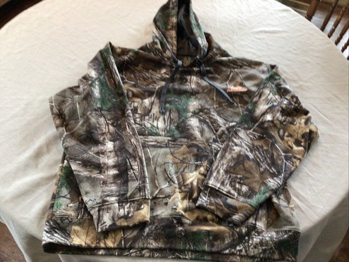 Realtree Camouflage Hoodie Pullover With Hood Mens Medium Hunting Outdoor