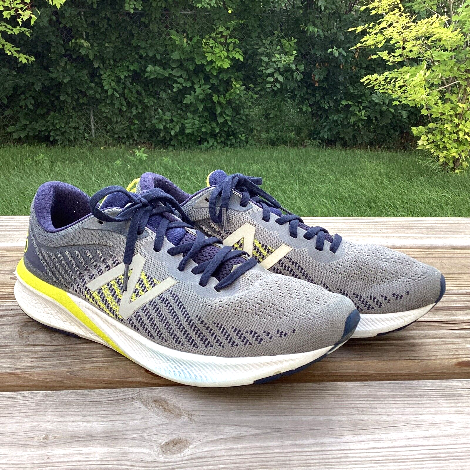New Balance 870 V5 Running Shoes Men's Size 10.5 D Gray Blue Yellow M870GY5