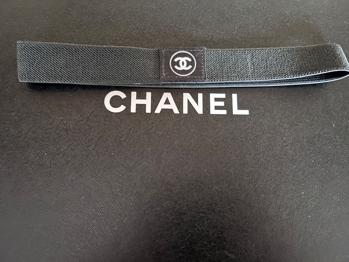 CHANEL Vintage Classic Sport Black headband with CC logo | eBay CHANEL Vintage Classic Sport Black headband with CC logo | eBay