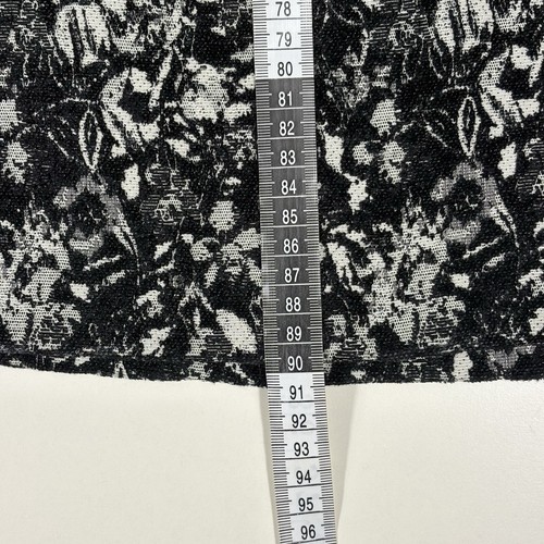 Cue Dress Size 8 Black White Round Neck Short Bell Sleeve Lined Knee Length - Picture 9 of 11