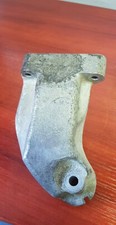 Support moteur Mercedes 207