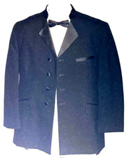 preowned ,RAFFINA 40s, black tux satin trim, match pants w 34, inseam 33, VGC