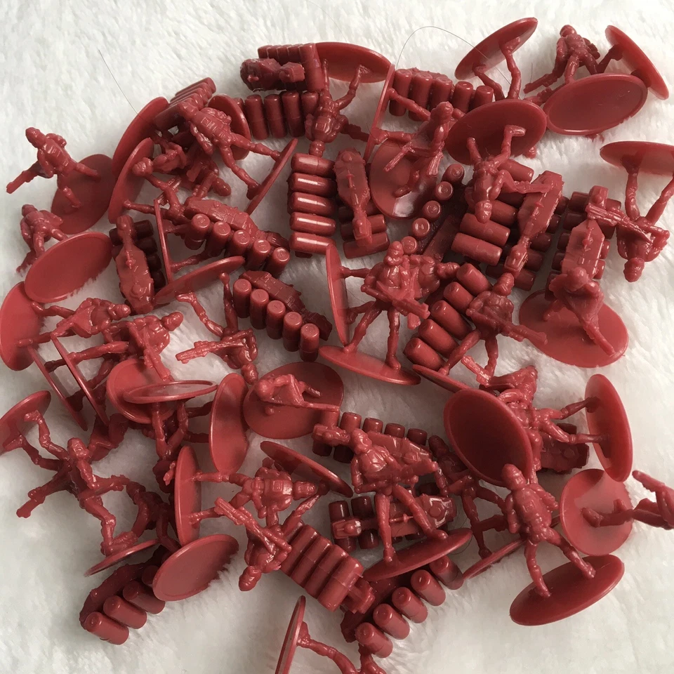 RISK Star Wars Clone Wars Edition 2005 Army Troop Replacement Parts Red 59 piece - Изображение 2 из 2