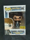 Funko Pop! Vinyl: Harry Potter - Harry Potter (w/ Gryffindor's Sword) 09