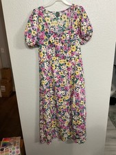 Shein Floral Women’s Dress Long Size Medium (6) Or 38 Short-Sleeve