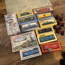 HO-Scale Model Train Lot - Lionel, life-like, Model Power, TYCO And More 