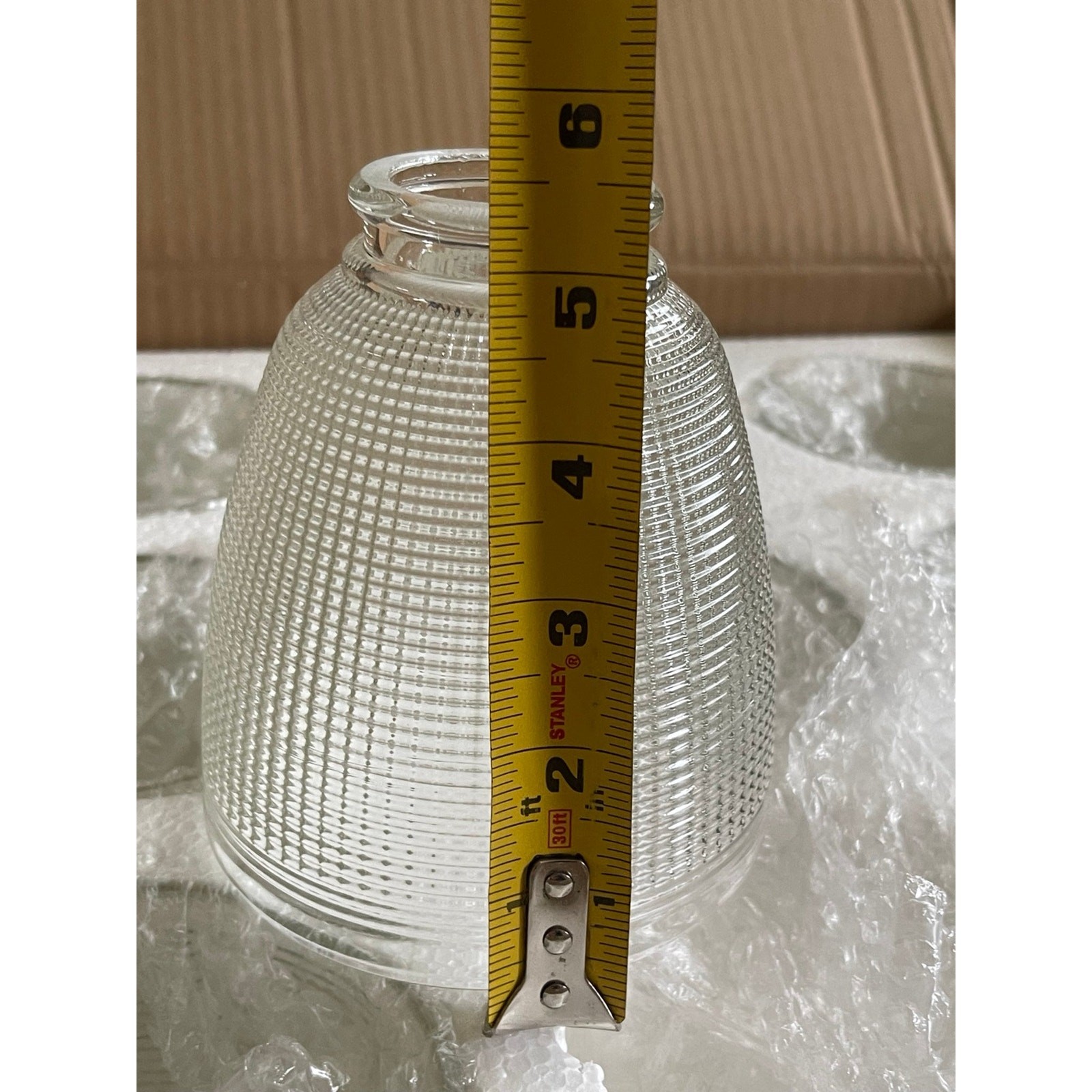 NIB Retisee 9 Pcs Ceiling Fan Light Covers Glass Shades