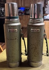 2 Vintage Stanley Aladdin Green Thermos Bottles A-944DH 1 Quart Made in USA