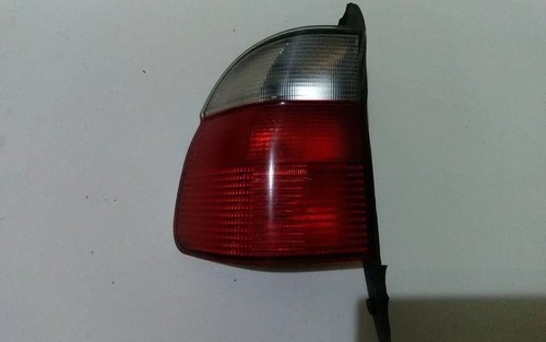 BMW 5 Touring E39 Rücklicht hinten links 2496321 3.00 Diesel 2000 31563956