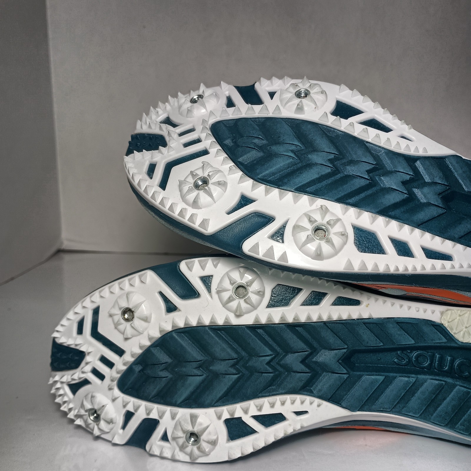 Size 10.5 - Saucony Endorphin 3 Men's Track Shoes S29070-2 W/ Spikes & Tool thumbnail 15