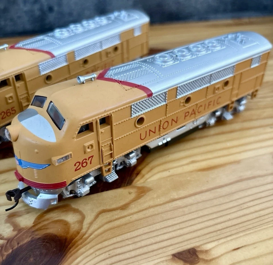 Union Pacific Diesel HO TrainEngines By Model Power (Bachmann, Lionel, Walthers - Image 3 of 4