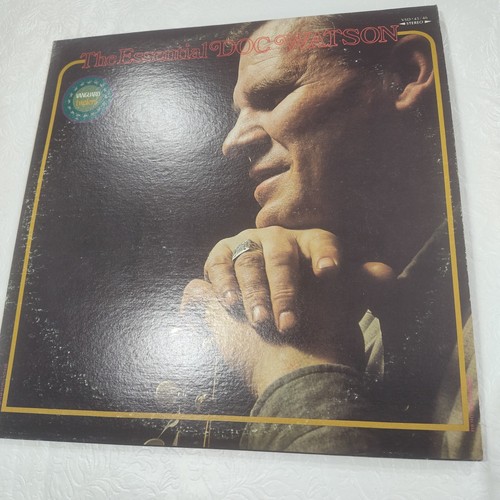 The Essential Doc Watson ( 2 LPs Vanguard Twofers 1973) - Picture 3 of 17