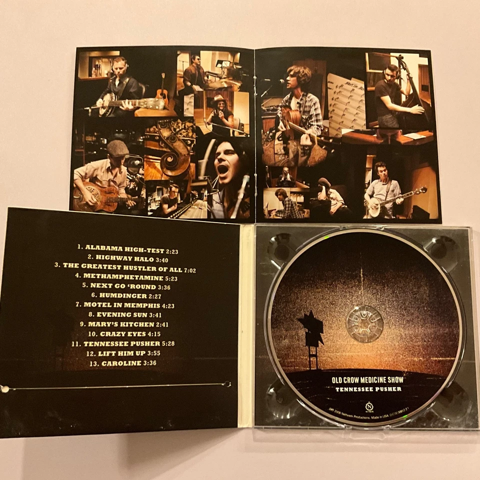 Old Crow Medicine Show - Tennessee Pusher CD 2008 Americana Folk Network Foto 2 de 2