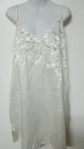 VENTURA Ivory Nightgown Silky CHARMEUSE LACE Sleeveless Knee SIZE 1X  44" BUST