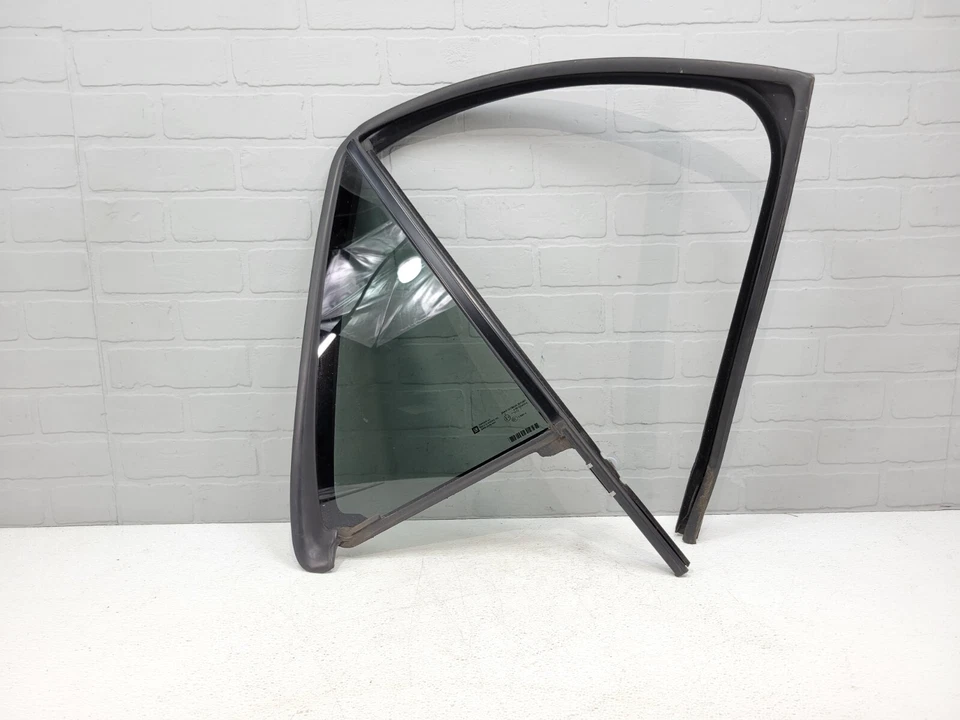 2004-2009 Cadillac SRX Rear Passenger Corner Vent Glass Window Factory Tint OEM Foto 2 de 4