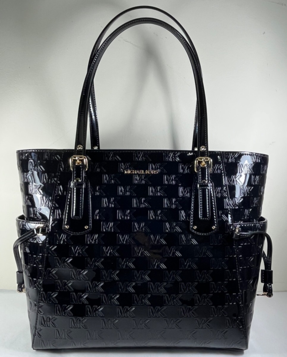 Michael Kors ＶＯＹＡＧＥＲ　オール　レザー　トートバッグ　ブラック Large Michael Kors Voyager Signature Shoulder Tote Purse in