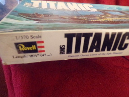 Vintage (1974) Revell Model: RMS Titanic Scale Model: 18 1/2" Long-1/570 Scale - Picture 3 of 7