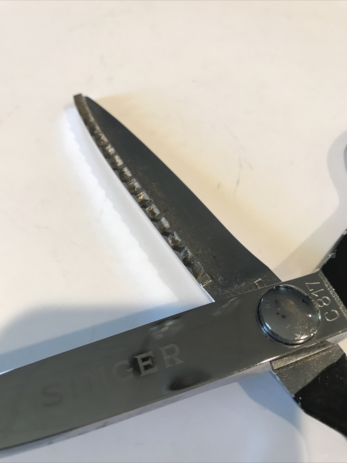 Vintage Sewing SINGER Pinking Shears / Scissors C817 / Brazil