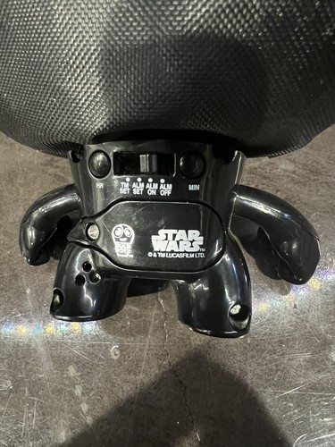 BulbBotz Star Wars Darth Vader sveglia digitale a batteria Disney usata in ottime condizioni - Foto 4 di 10
