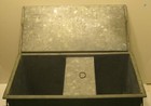 Antique Galvanized Steel Fishing ICE BOX w Separate Bait Compartment EXCELLENT!! — photo 5