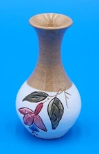 Art Pottery O'Neil Ireland Handmade Signed Flower Bud Vase