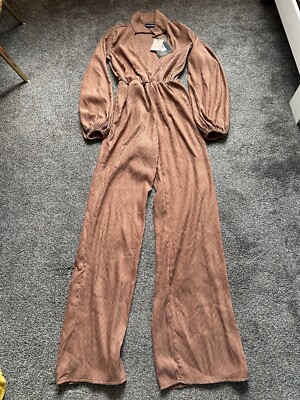 NWT Womens Pretty Little Thing Jumpsuit, Size 4, Brown, Wide-Leg, V-Neck, (G29)