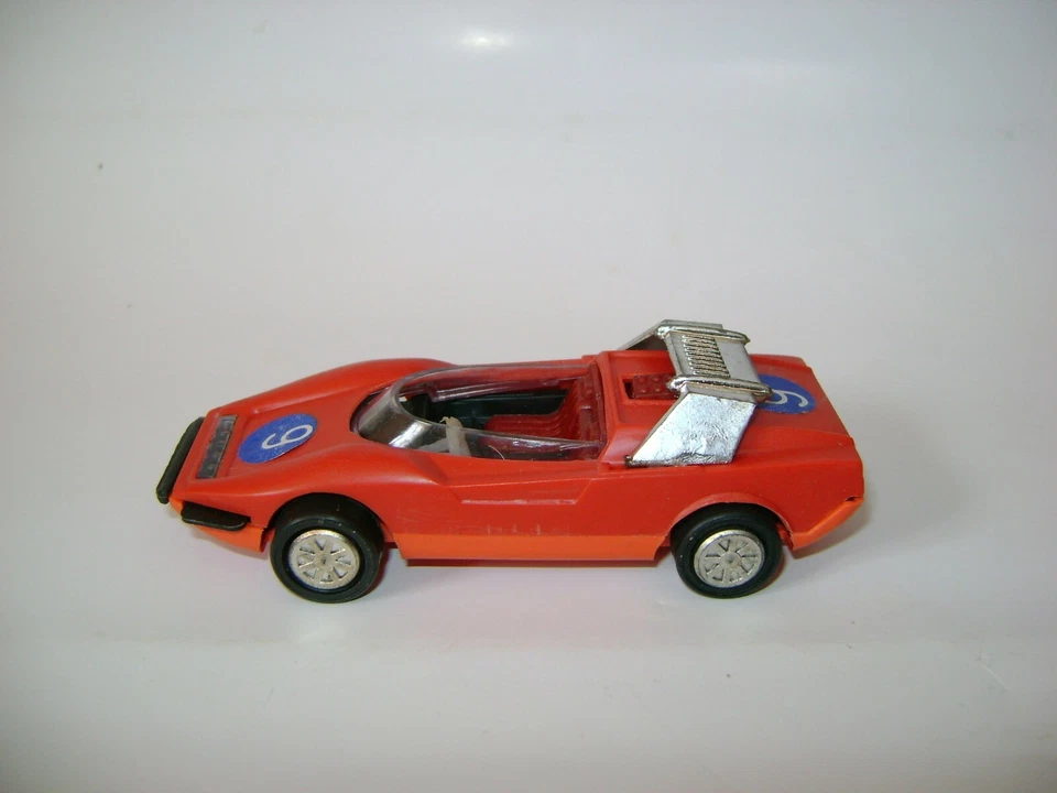 Alfa-Romeo Pininfarina Roadster P33 1969 概念车 Corgi Toys 380 翻制苏联 — 第 3/4 张图片