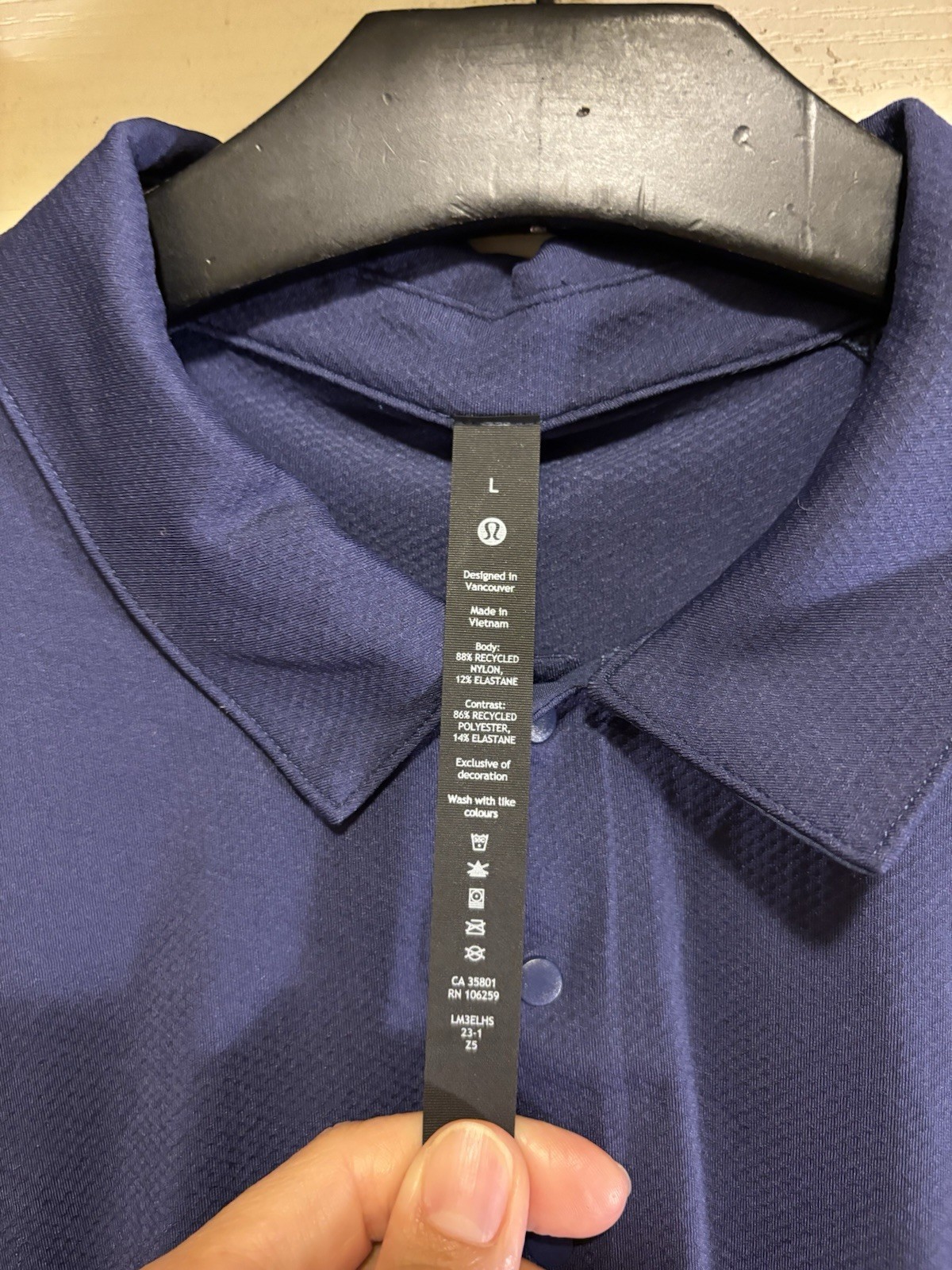 Lululemon Men’s “Snap-Front Performance” Short Sleeve Polo (L) SOLD OUT AT LULU image 5