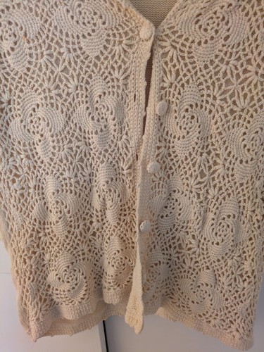 Worthington Beige Crochet Cardigan Sweater Medium Collared Button Short Sleeve - Picture 4 of 4