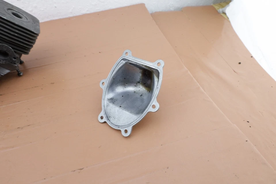 Homelite UT33650B String Trimmer OEM Engine / Crankcase 640211001 - Image 4 of 4