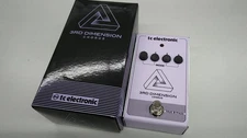 TC Electronic 3rd Dimension Chorus Guitar Effects Pedal 80s Clean Tone